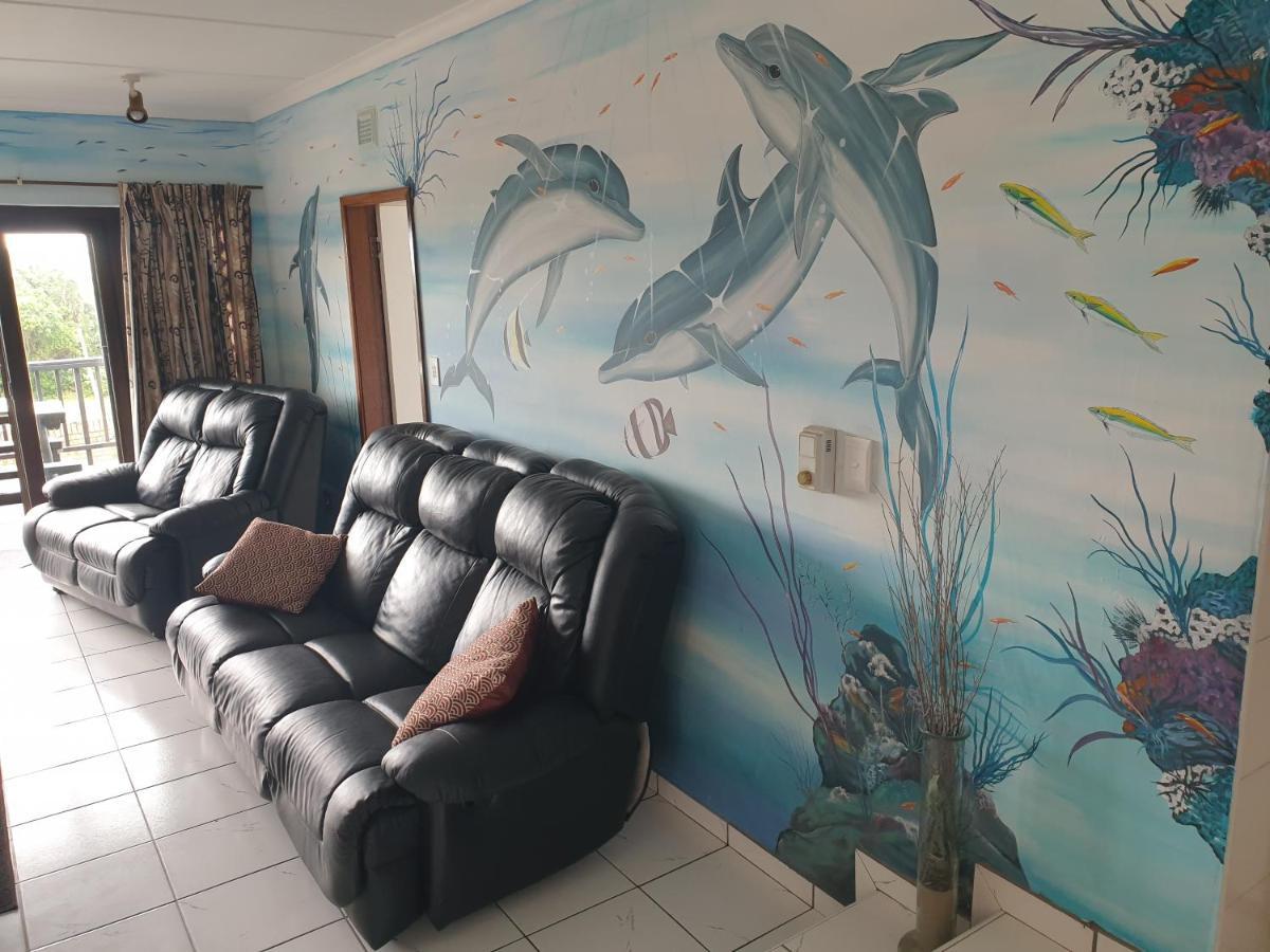 Deep Blue Guest House Amanzimtoti Exteriör bild