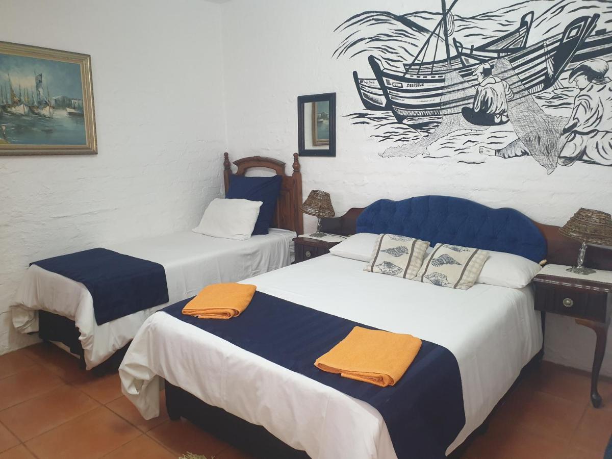 Deep Blue Guest House Amanzimtoti Exteriör bild